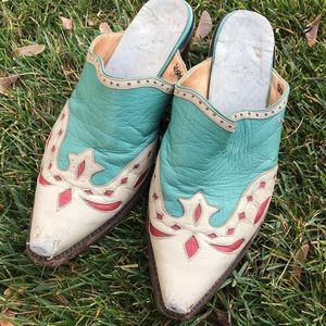 Old gringo wing tip mules turq, cream & red inlay